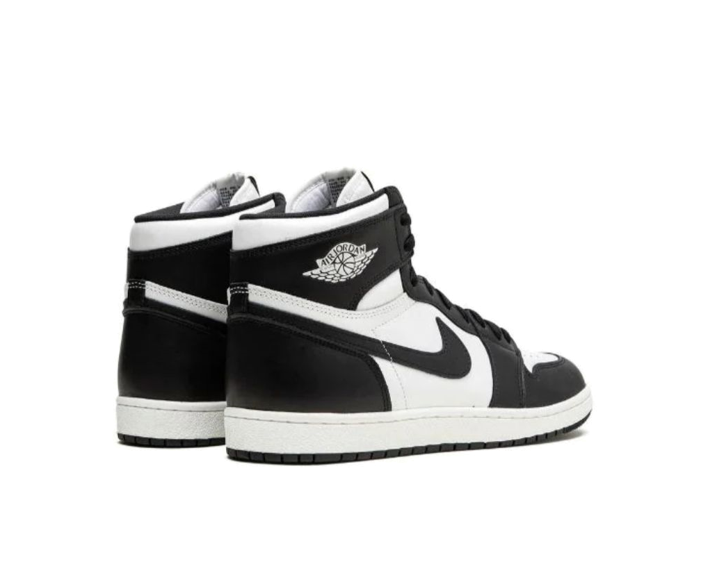 AIR JORDAN 1 RETRO HIGH BLACK/WHITE
